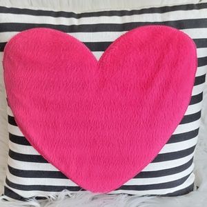 Kids, women's, jewelry, home. New and gently used. A little bit of everything!